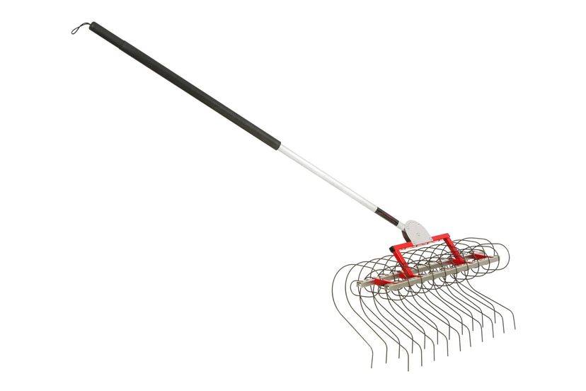 The Flex Tine weeder is a mono filament weed remover for early established baby leaf veg and other densley planted young crops. As used by JM Fortier, Market Garden Institute.