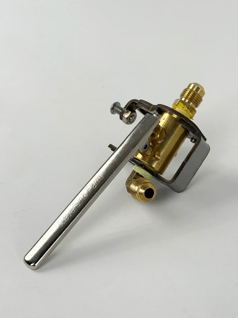 Squeeze Valve